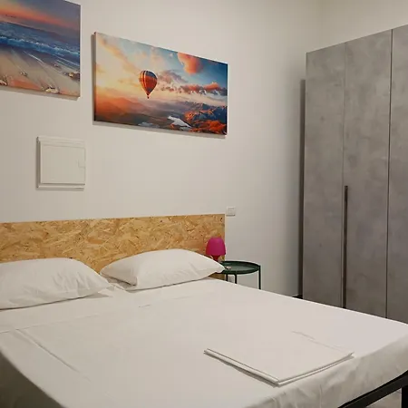 Airport Boulevard Guesthouse-2